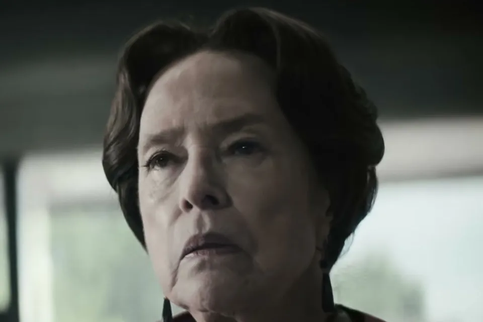 Kathy Bates in a period dress with a lace collar in a scene from the American Horror Story 13 trailer