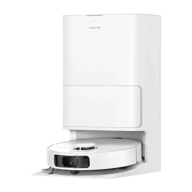 The Dreame D30 Ultra CE robot vacuum on its docking station